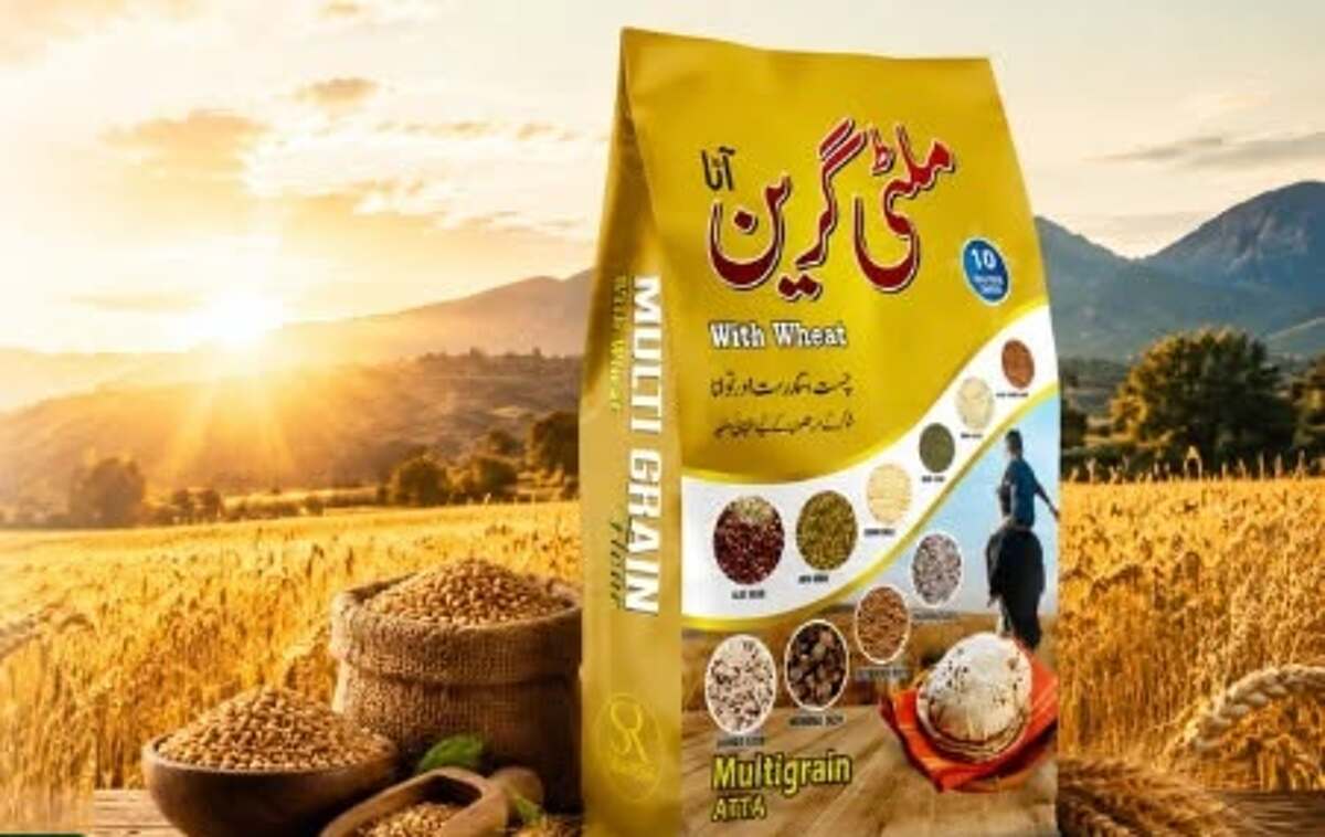 سنہری گندم کا کھیت اور ملٹی گرین آٹا